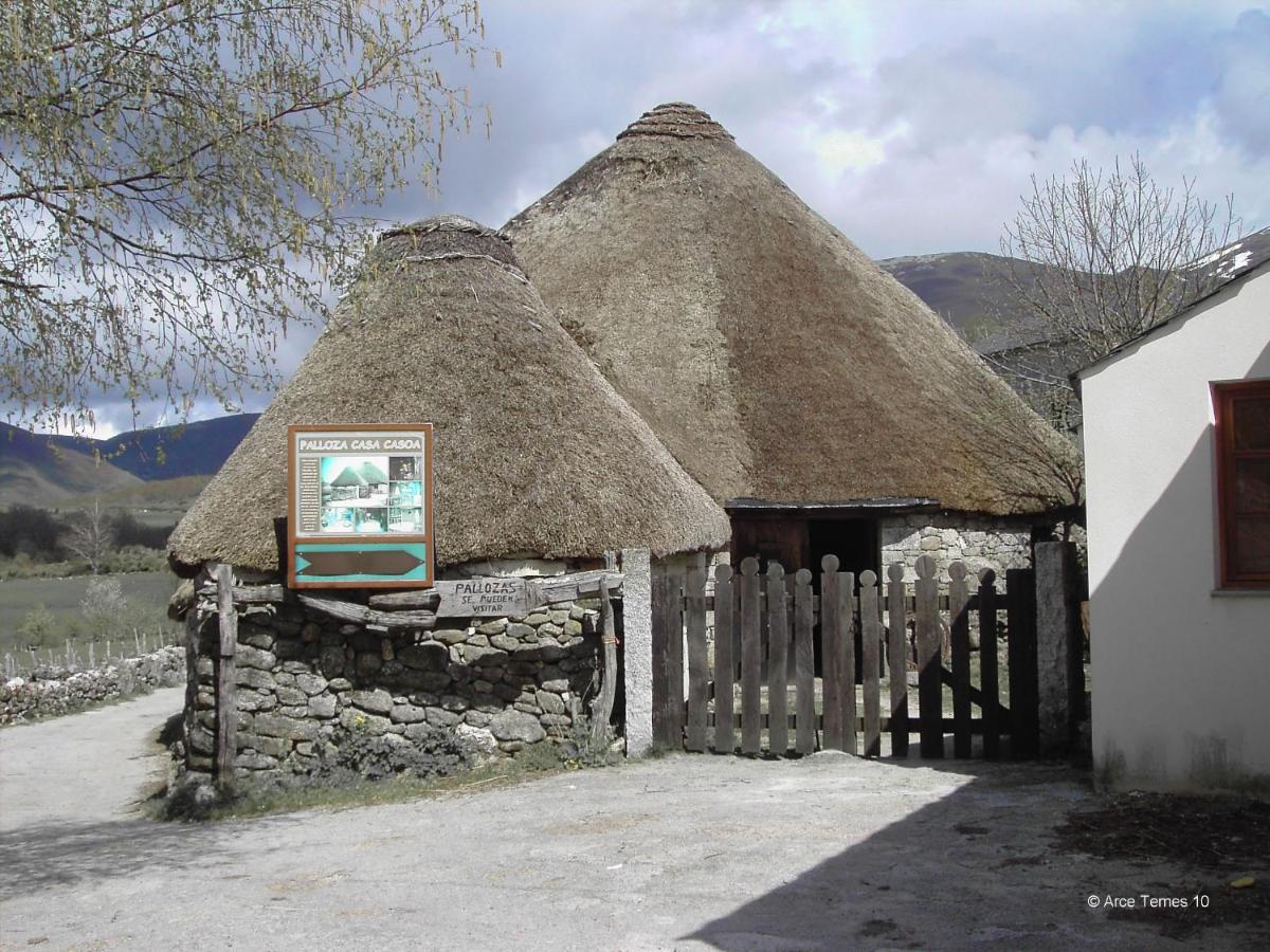 Hotel Piornedo Luaran gambar